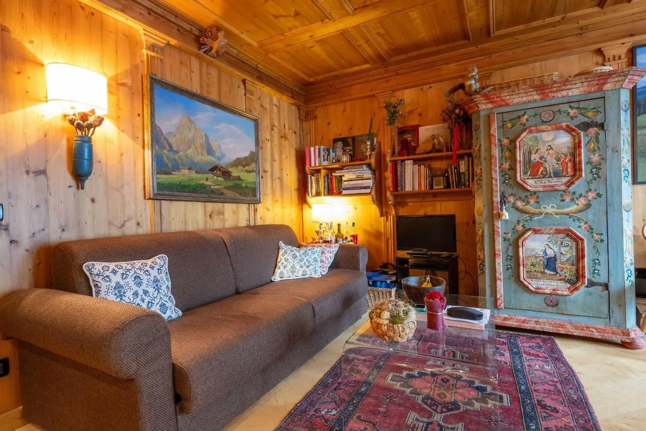 Casa Lacedel 1, On Ski Slopes Cortina dʼAmpezzo 0*,  Olaszország